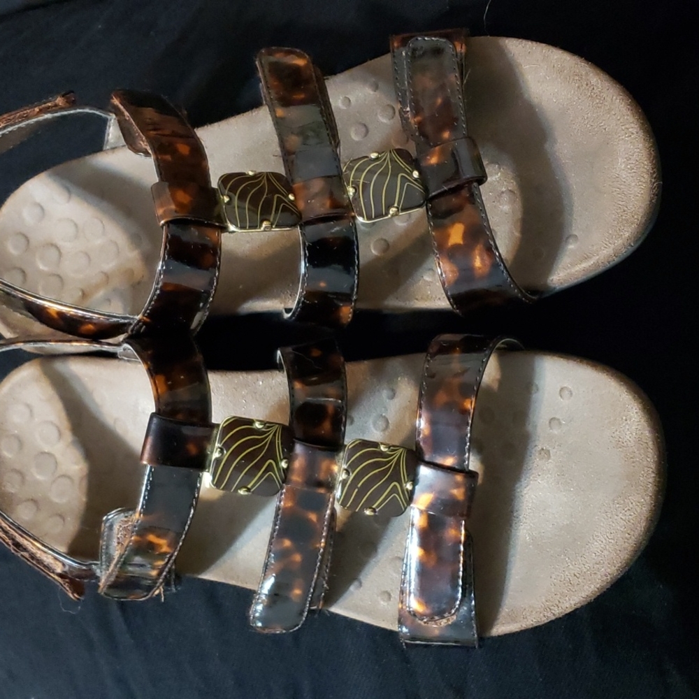 Vionic "Amber" Adjustable Sandal - Picture 2 of 6